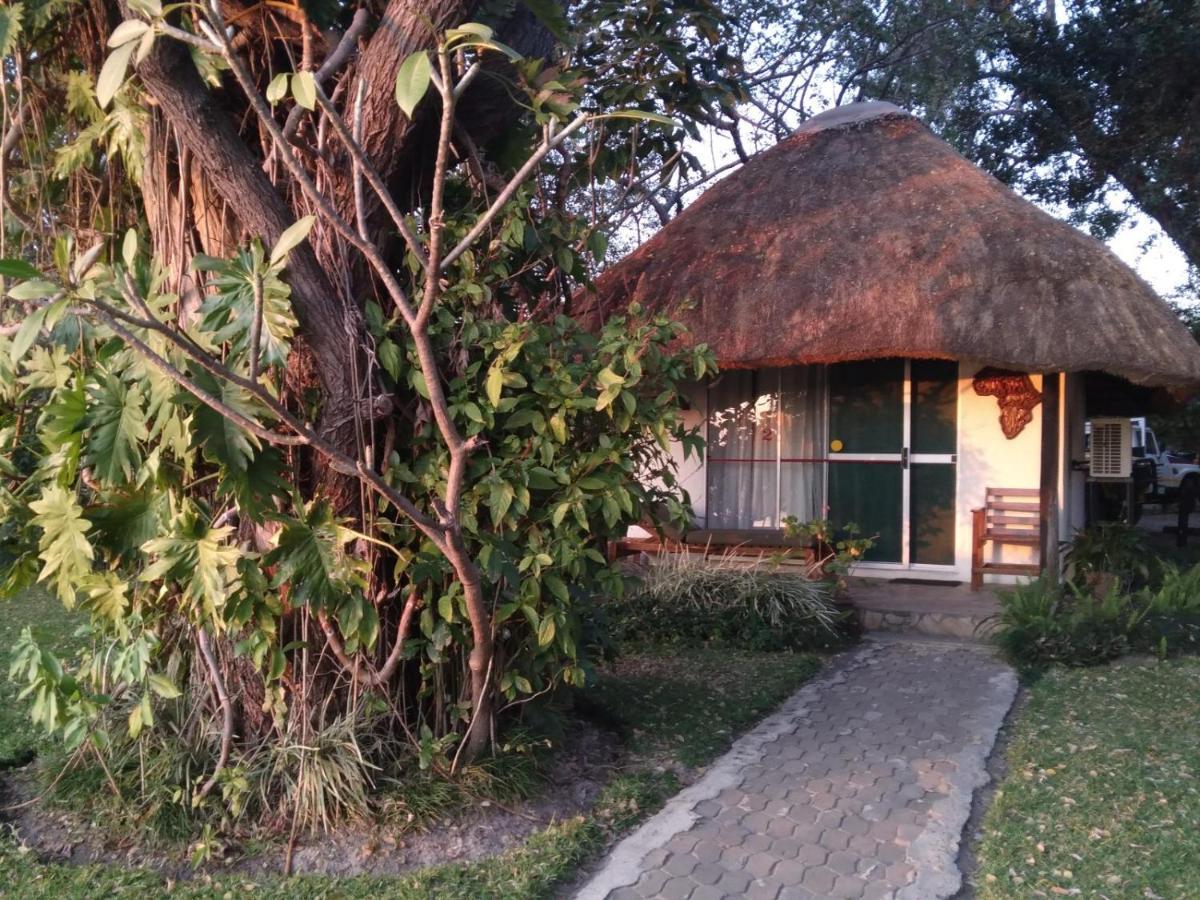 Caprivi River Lodge Katima Mulilo Extérieur photo